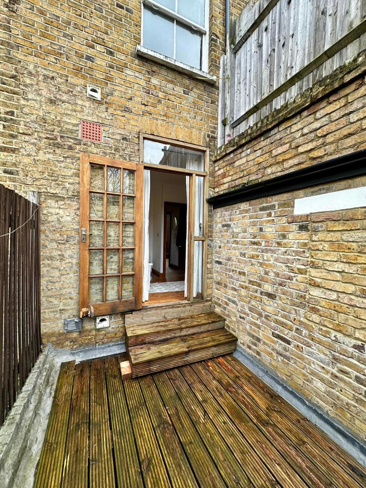 Lovely 1 Bed Apartment 2 Min To Station Londen Buitenkant foto